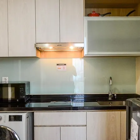 Great Location Studio At Menteng Park Apartment By Travelio